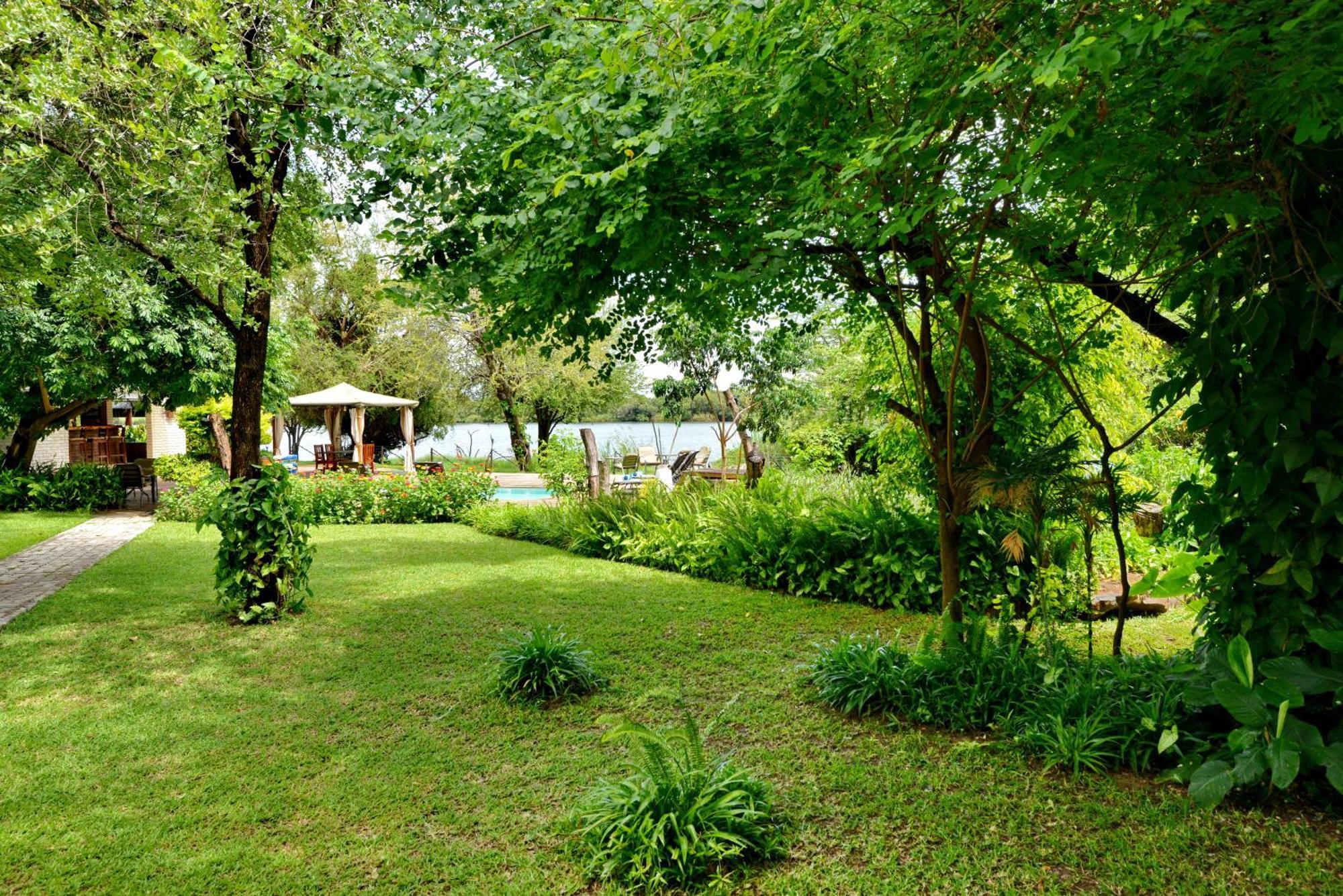 River View Lodge Kasane Szoba fotó