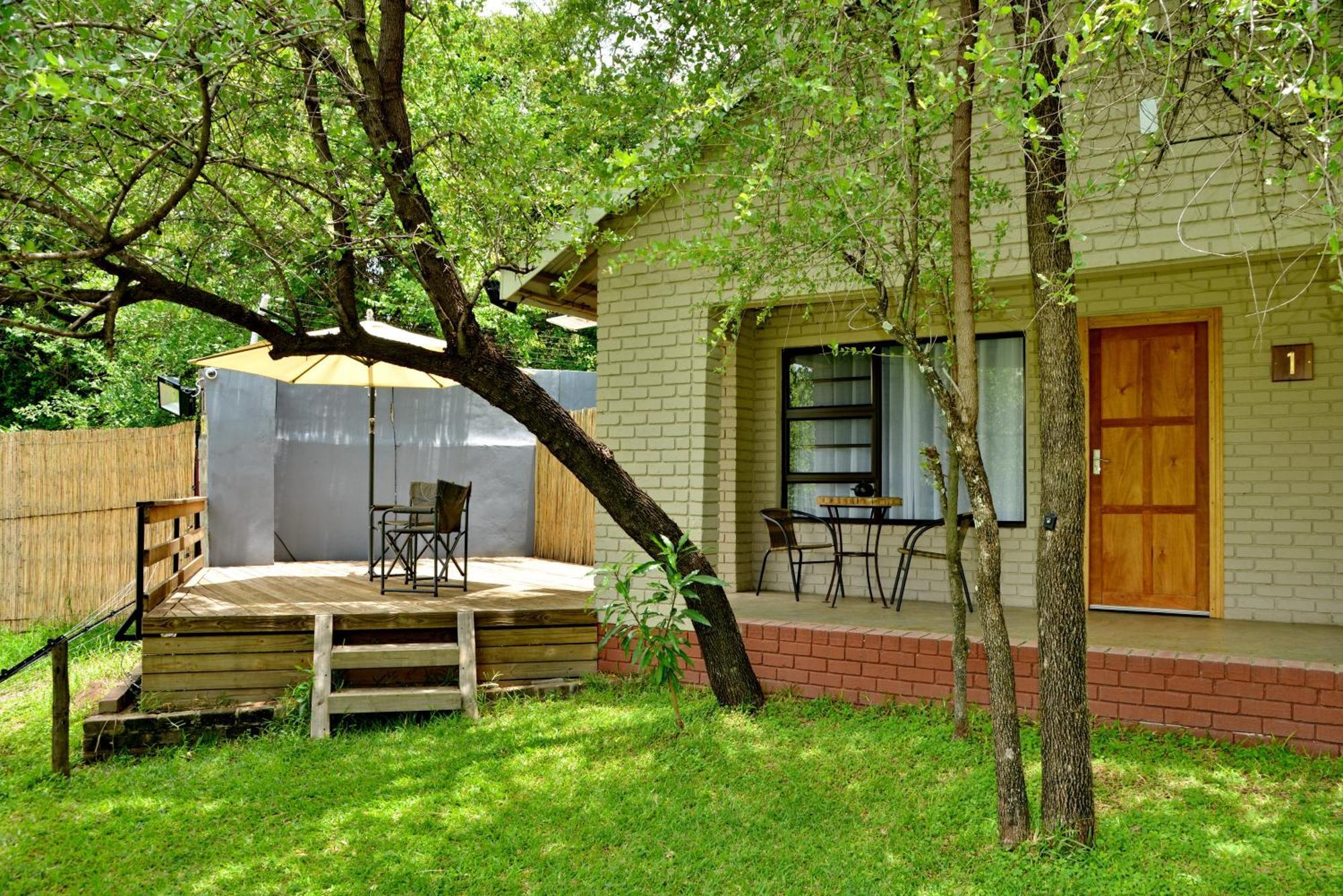 River View Lodge Kasane Szoba fotó
